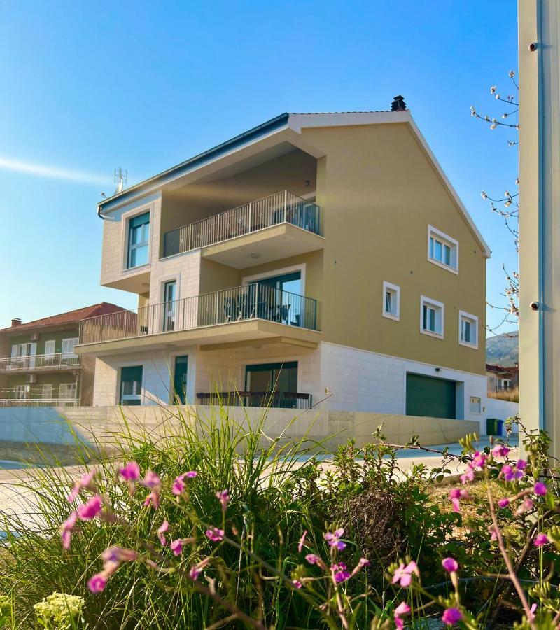 Vila Zrina - Apartmani Trogir Kültér fotó