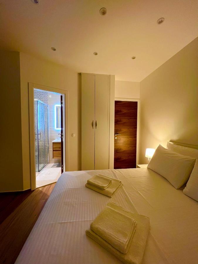 Vila Zrina - Apartmani Trogir Kültér fotó