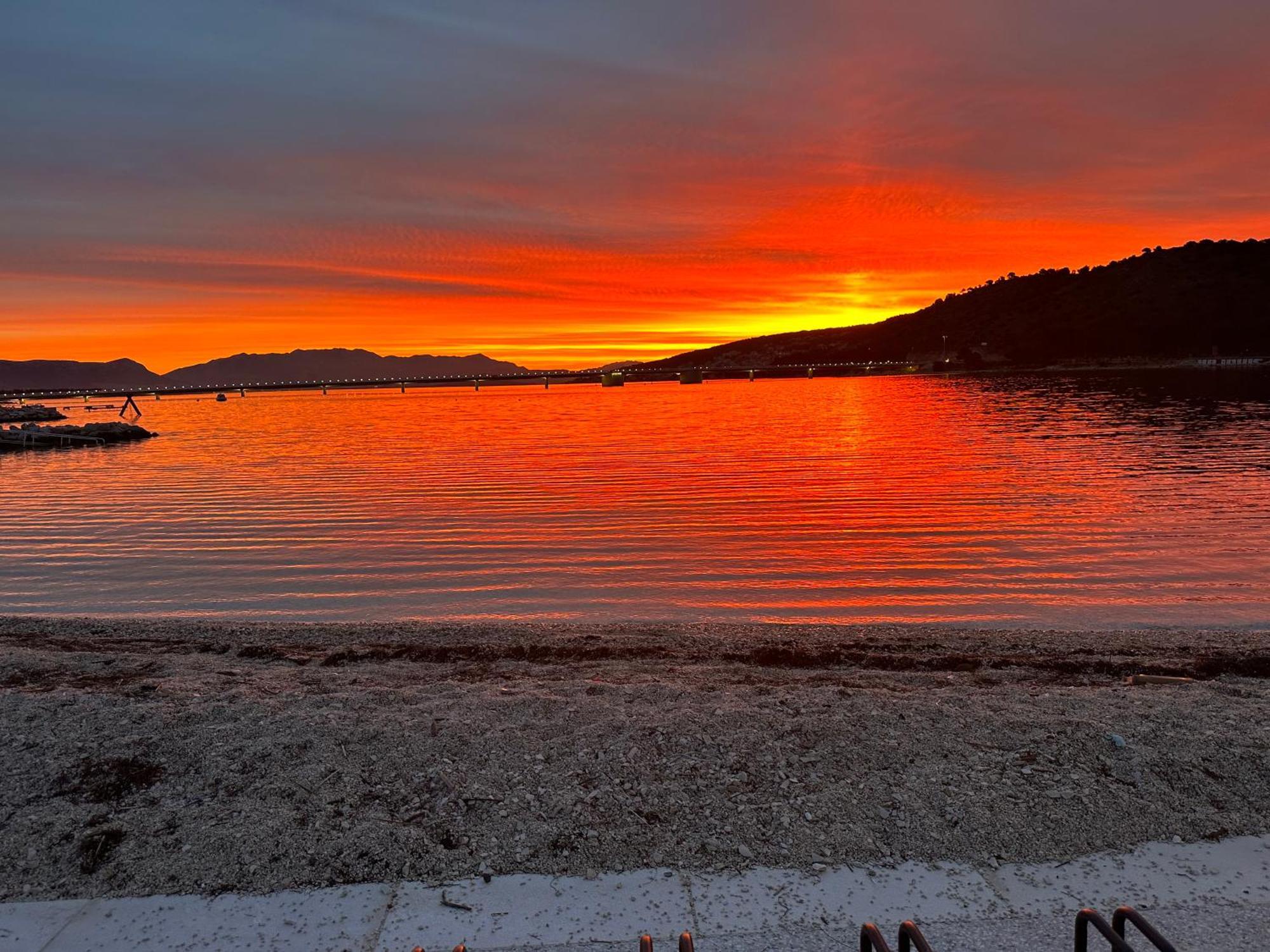 Vila Zrina - Apartmani Trogir Kültér fotó