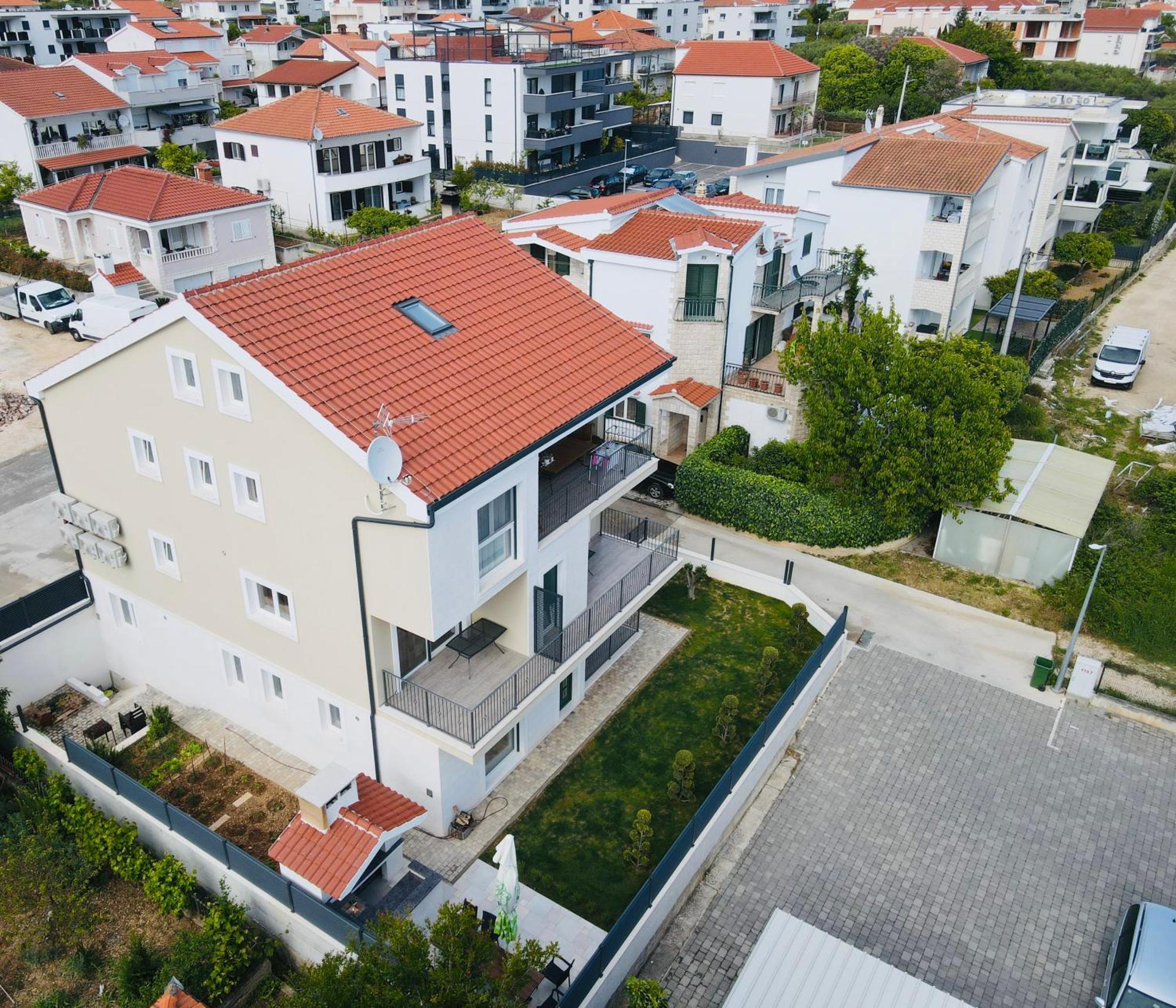 Vila Zrina - Apartmani Trogir Kültér fotó