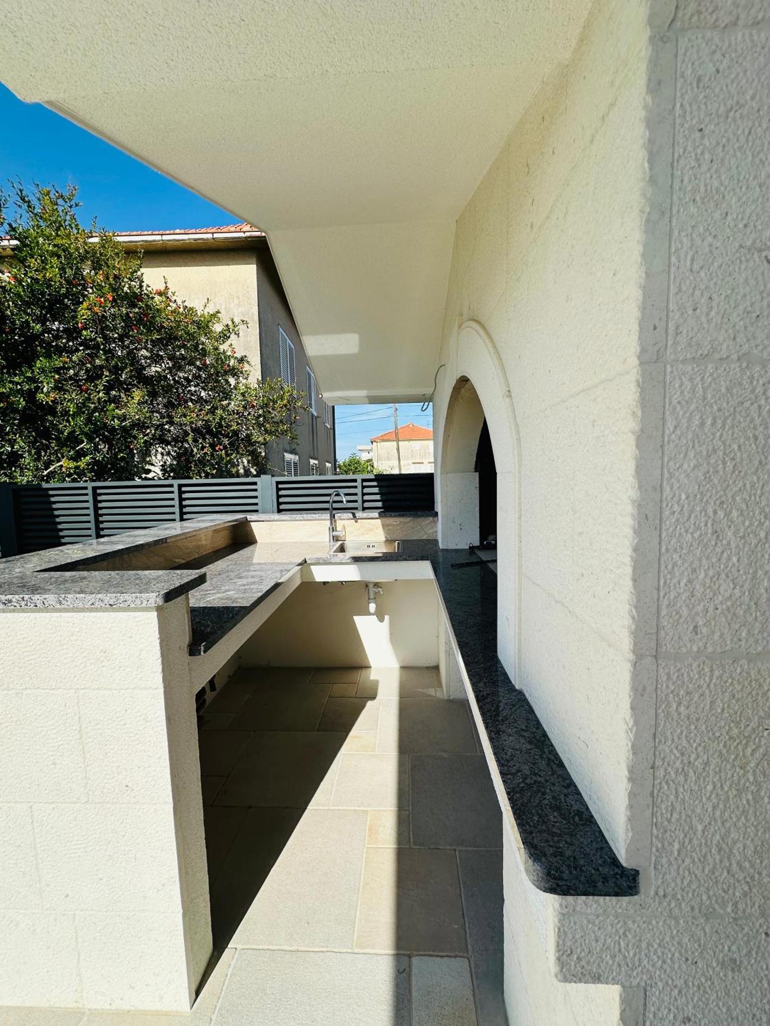 Vila Zrina - Apartmani Trogir Kültér fotó